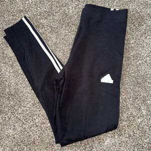 Adidas leggings